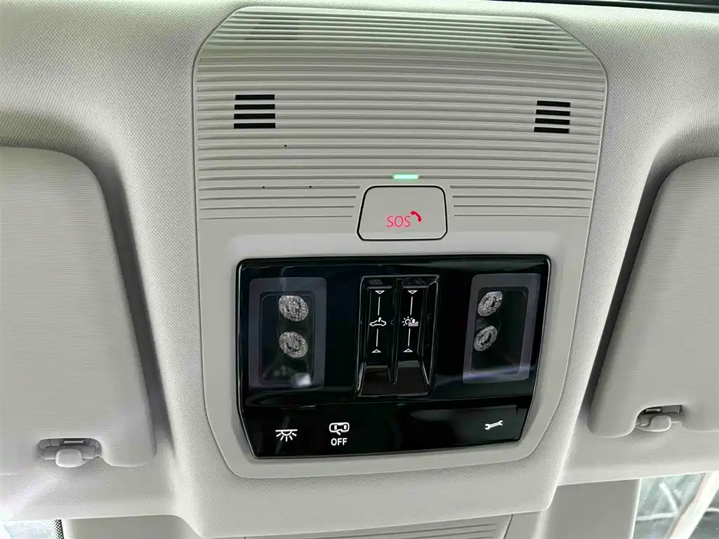 Volkswagen Talagon 2025 450TSI R-Line 6-Seater фото 8