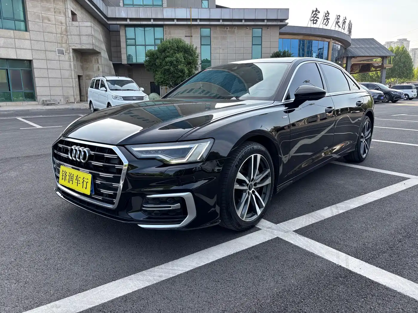Audi A6L 2023 40 TFSI Luxury Dynamic