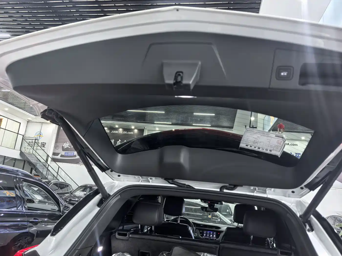 Cadillac XT5 2020 Facelift 28T Luxury Model фото 18