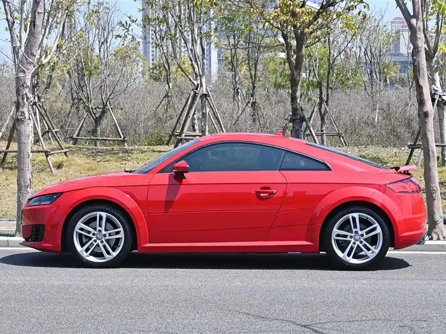 Audi TT 2015 TT Coupe 45 TFSI фото 7
