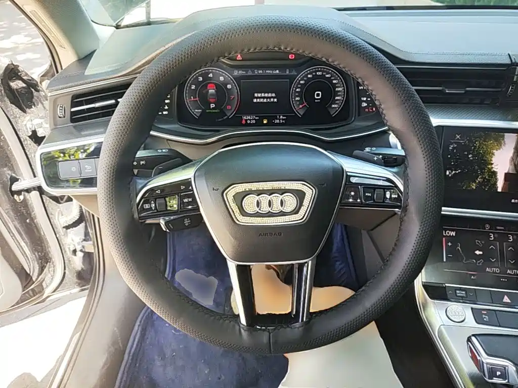 Photo 11 - Audi A6L