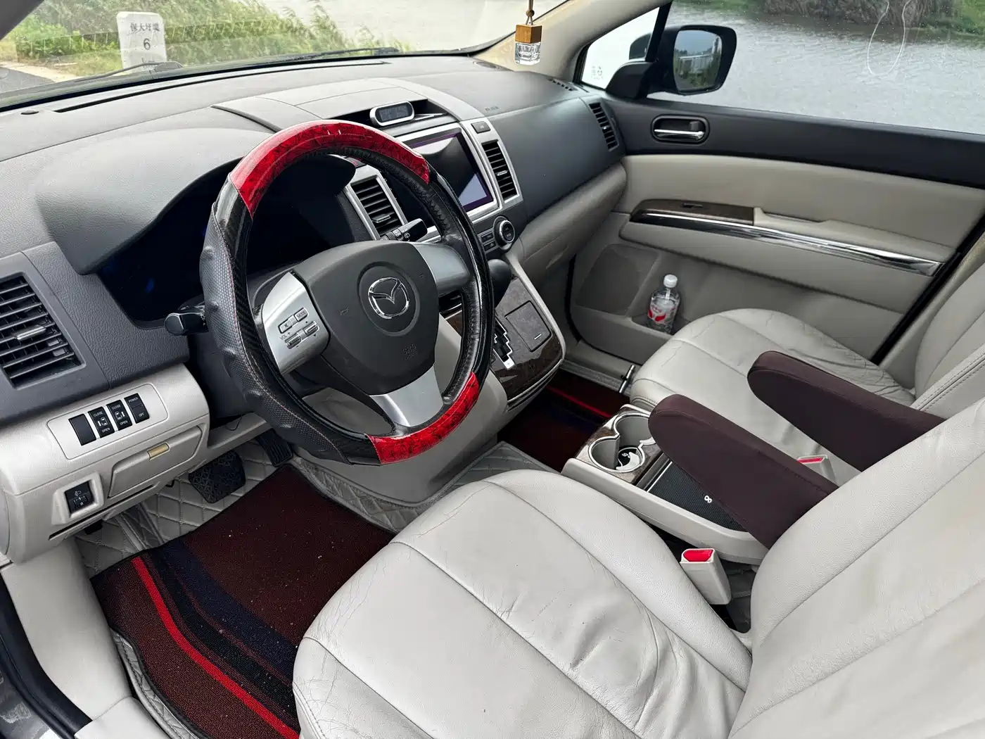 Mazda 8 2011 2011 2.3L Ultimate