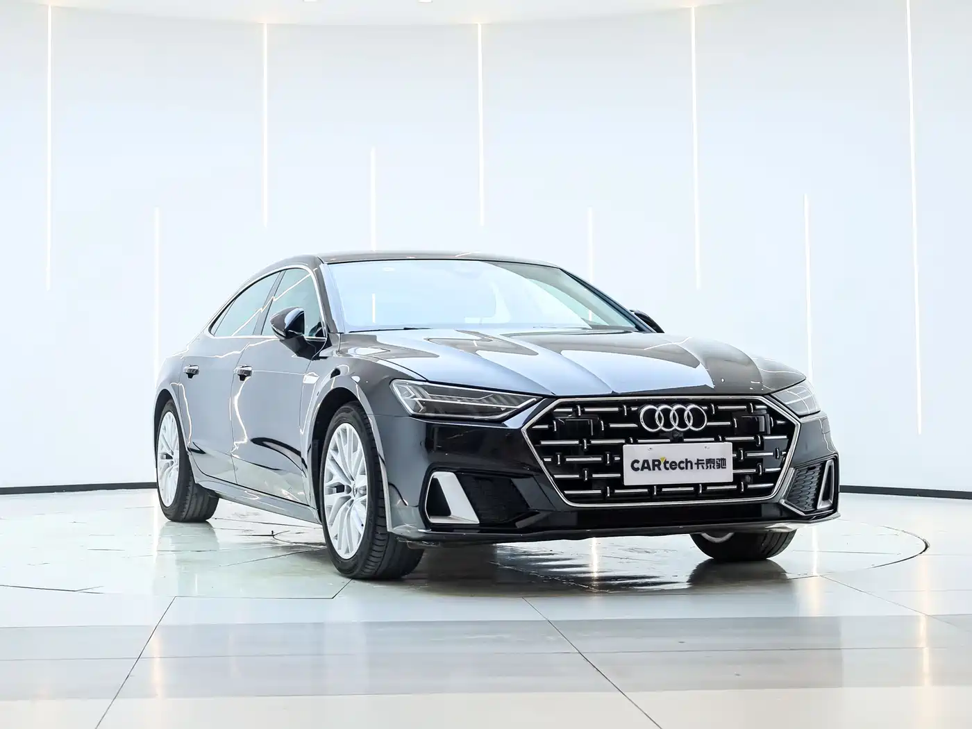 Audi A7L 2024 45TFSI S-line Dream Edition Crystal Package фото 7