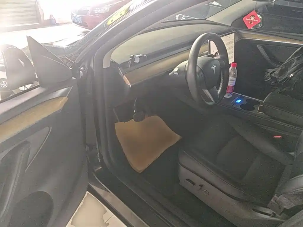 Tesla Model Y 2021 2021 Standard Range Rear-Wheel Drive