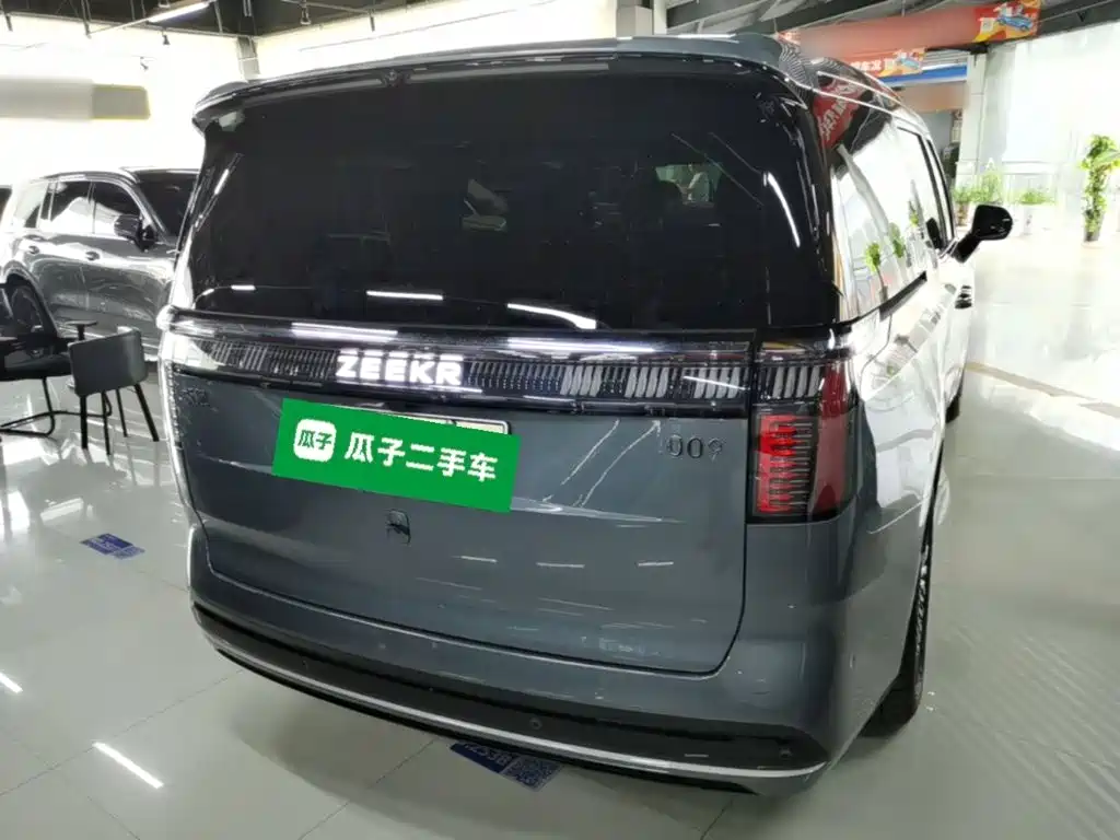 ZEEKR 009 2024 2024 7-Seat Aisle AWD Version 108kWh