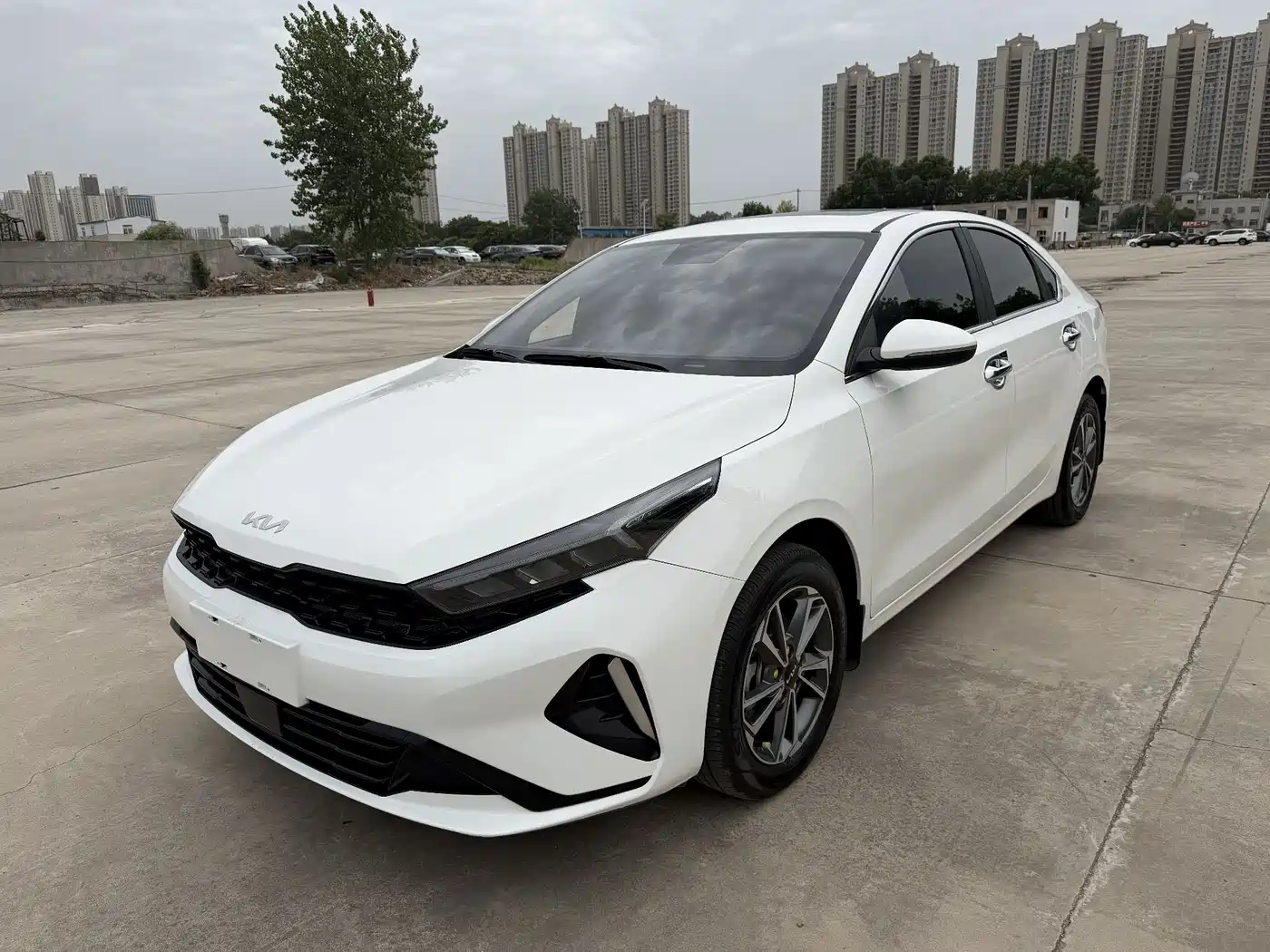 Kia K3 2023 Model 1.5L CVT Luxury Edition
