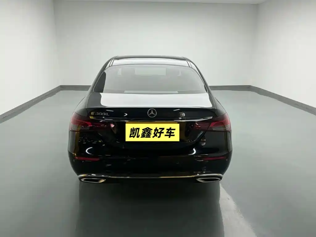 Mercedes-Benz E-Class 2022 Second Facelift E 300 L Fashion фото 4