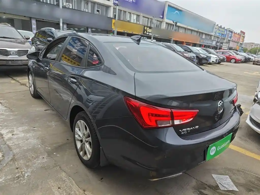 Buick Verano 2018 Sedan 20T Dual Clutch Leading фото 5