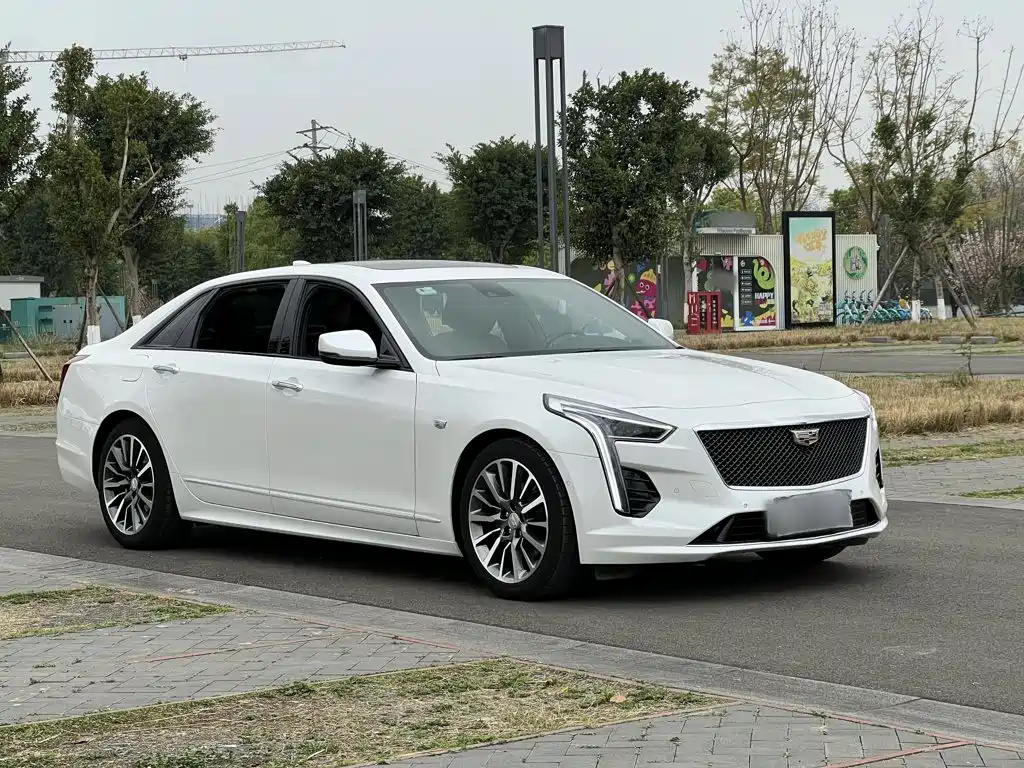 Фото 25 - Cadillac CT6
