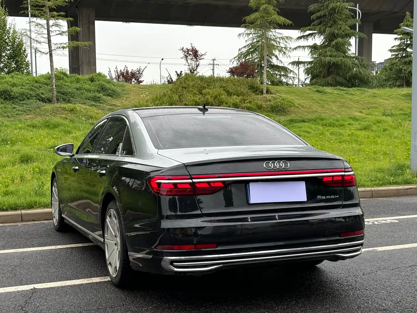 Audi A8 2023 A8L 50 TFSI quattro Exclusive фото 7
