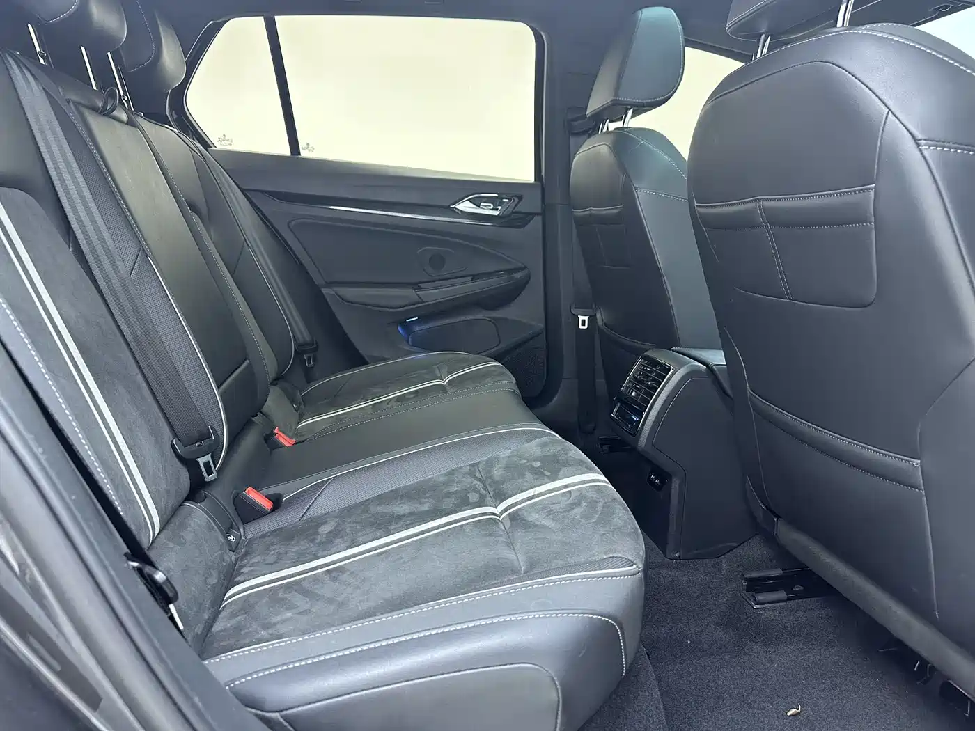 Volkswagen Golf 2021 280TSI DSG R-Line фото 10