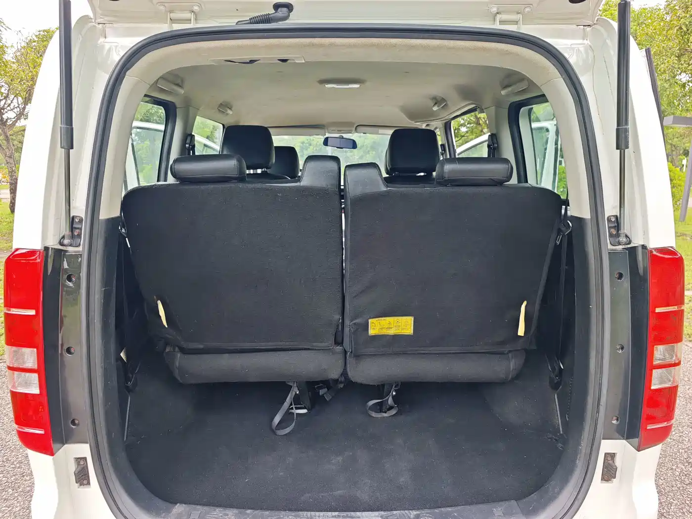 JAC Refine M3 2016 2015 Maker Edition 1.6L Luxury Smart