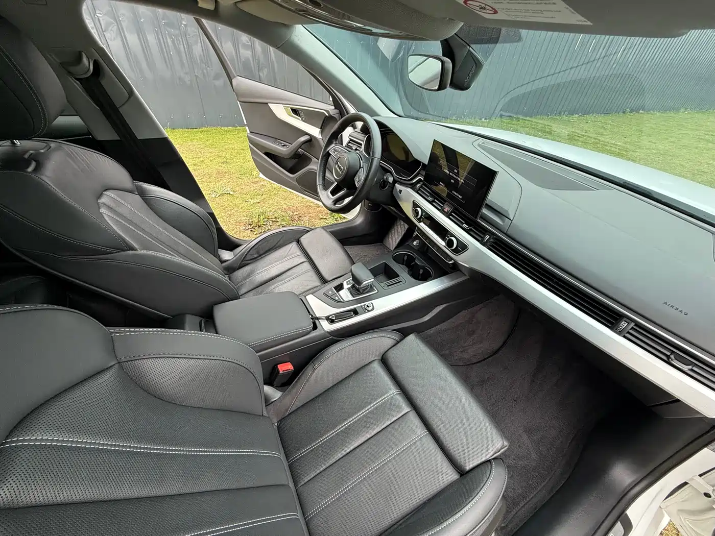 Audi A4L 2022 40 TFSI Luxury Dynamic фото 13