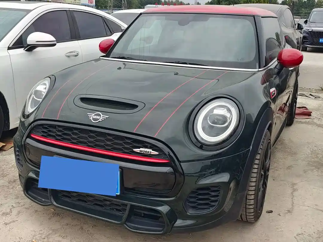 Фото 1 - MINI JCW