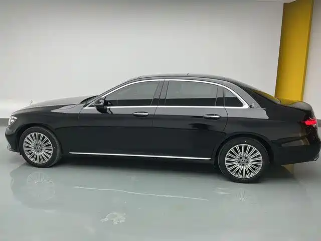 Mercedes-Benz E-Class 2022 Second Facelift E 300 L Fashion фото 15