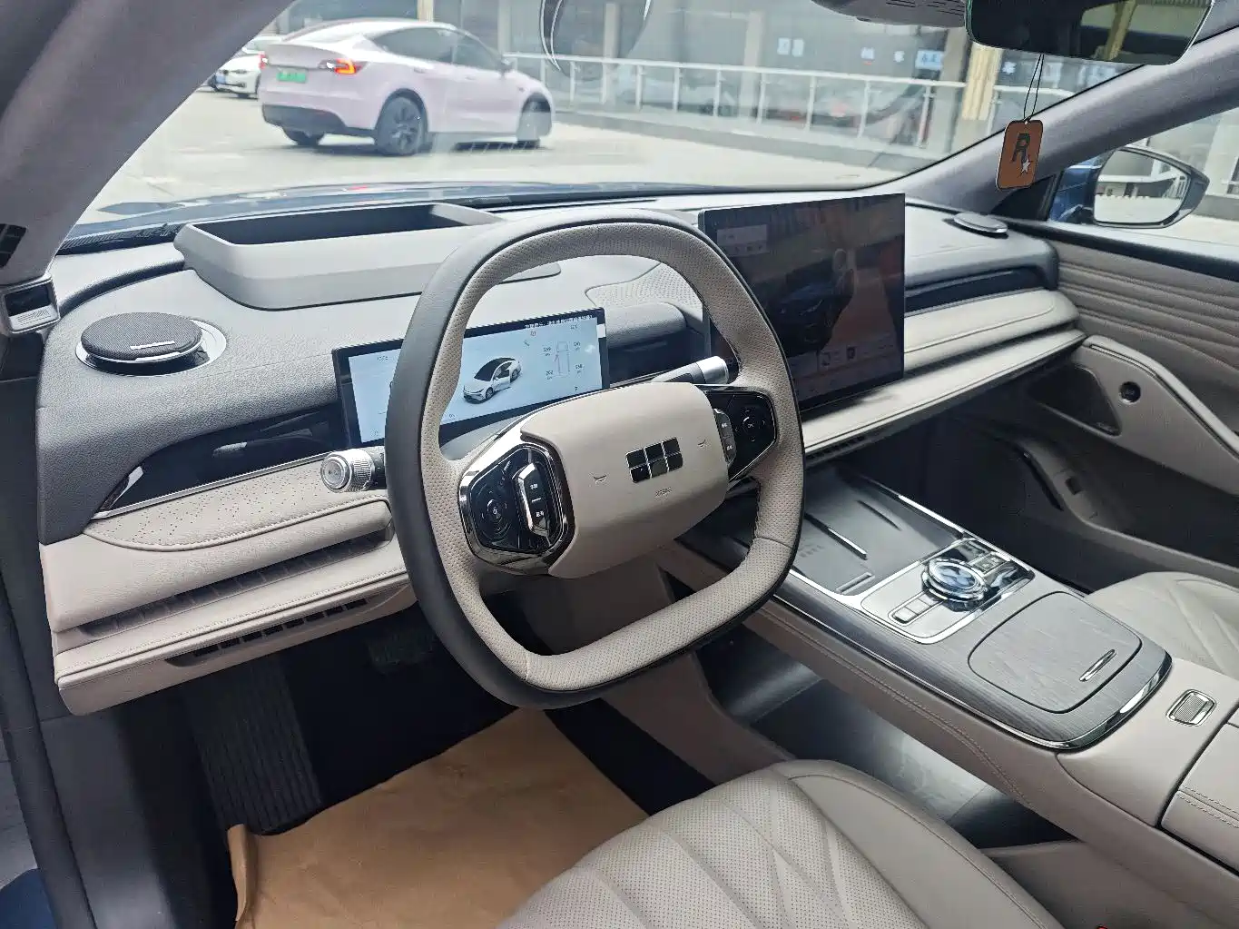 Geely Galaxy Galaxy Xingyao 8 2025 130km EM-P Starship Edition фото 15