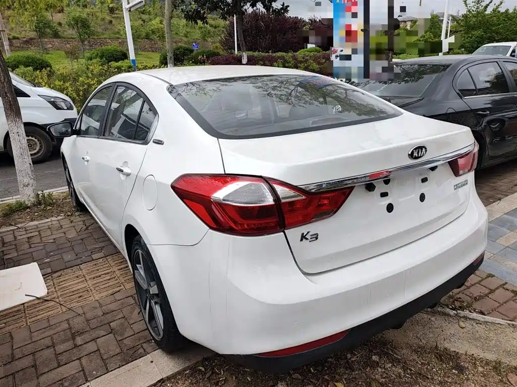 Kia K3 2017 1.6L Automatic 15th Anniversary Special GLS фото 5