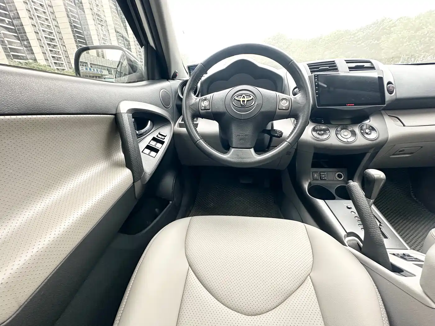 Toyota RAV4 Rongfang 2009 2.4L Automatic Luxury Navigation Edition фото 10