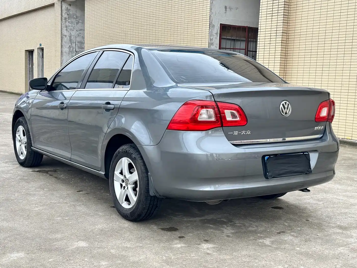 Volkswagen Bora 2012 2012 1.6L Manual Fashion Model