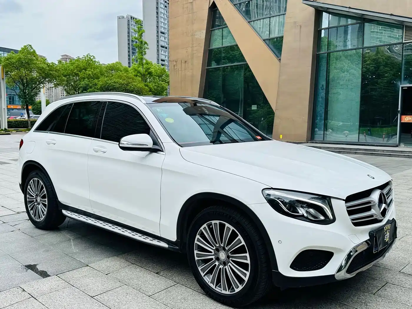Mercedes-Benz GLC 2017 GLC 200 4MATIC фото 3