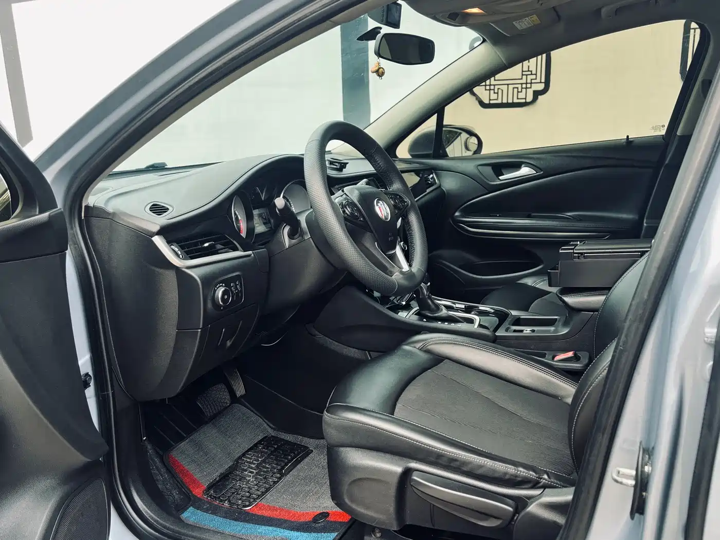 Buick Verano 2015 Sedan 20T Dual-clutch Leading фото 7