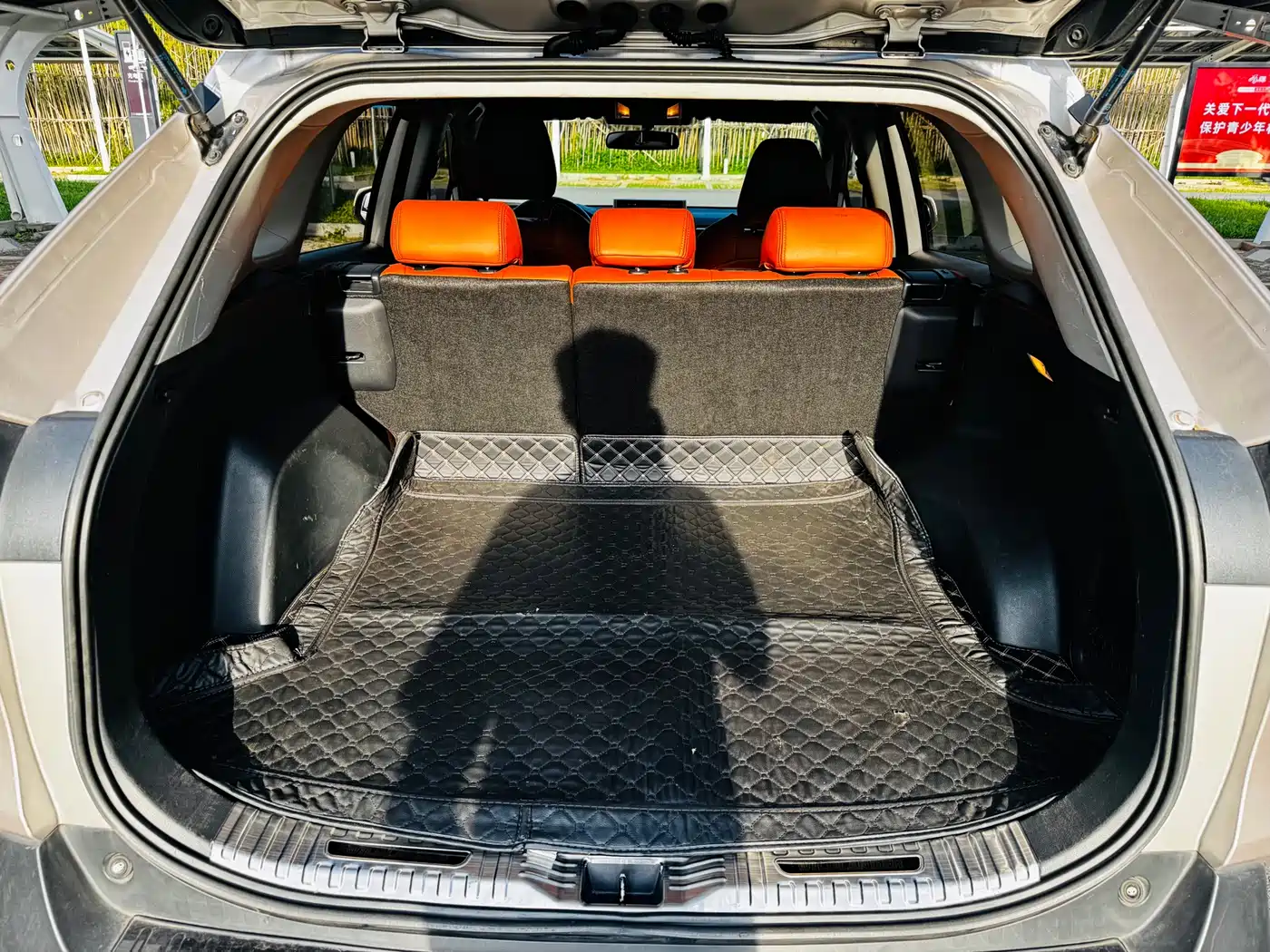 Toyota Wildlander 2022 2.0L CVT FWD Leading Edition фото 17
