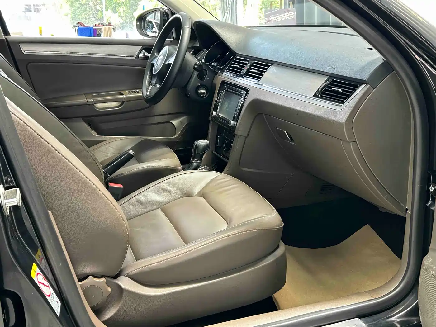 Volkswagen Bora 2013 1.4T Automatic Comfort фото 25