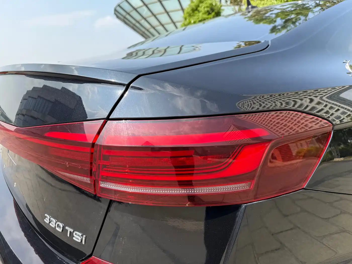Volkswagen Passat 2022 330TSI Elite Edition фото 29