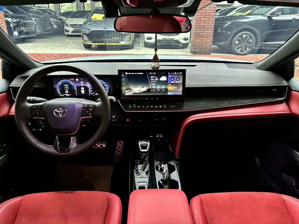 Toyota Camry 2024 Model Dual Hybrid 2.0HXS Sport Plus Edition фото 3