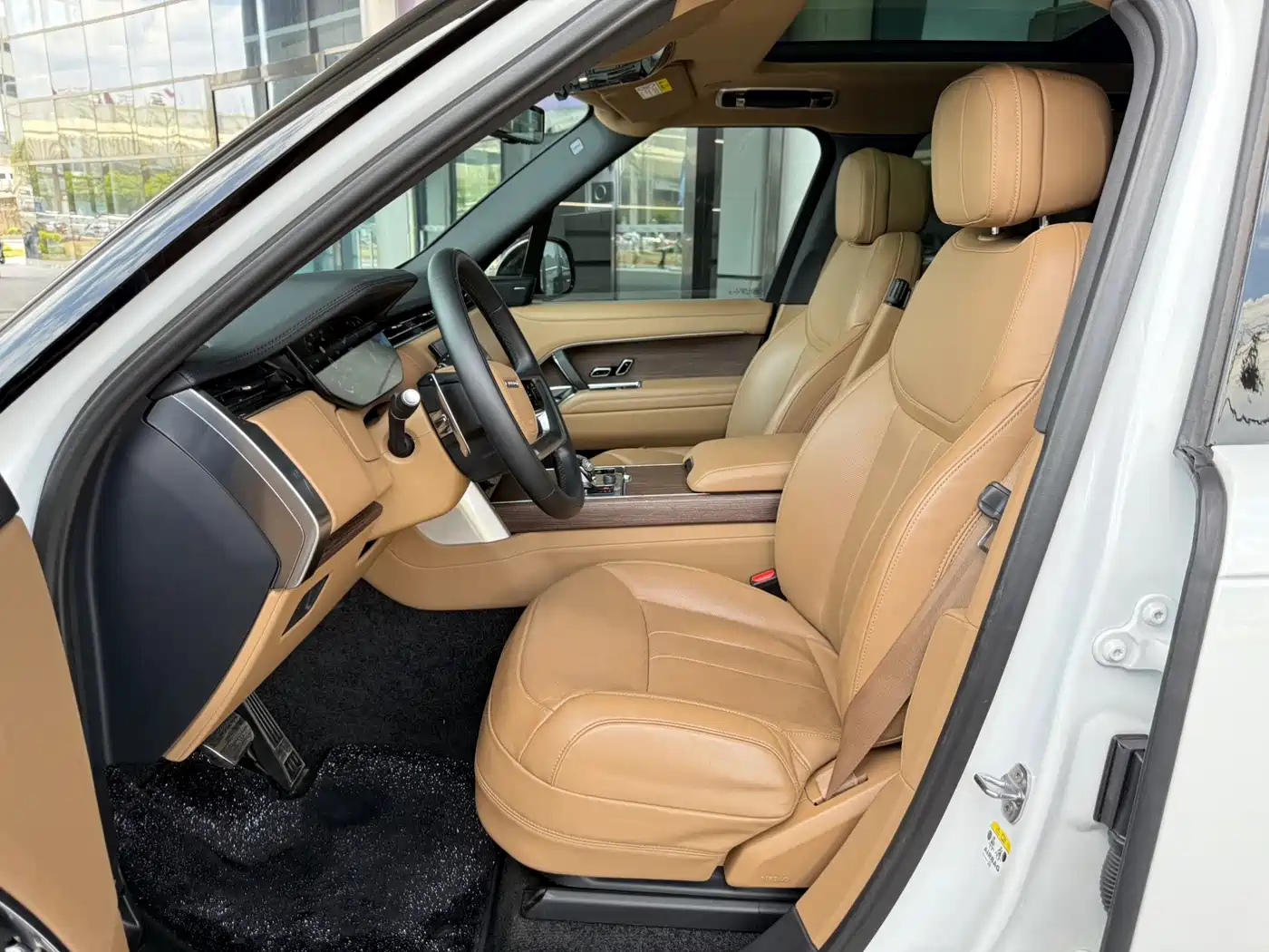 Land Rover Range Rover 2023 2023 3.0 L6 360PS Golden Age Edition