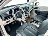 Фото 8 - Chrysler Pacifica PHEV