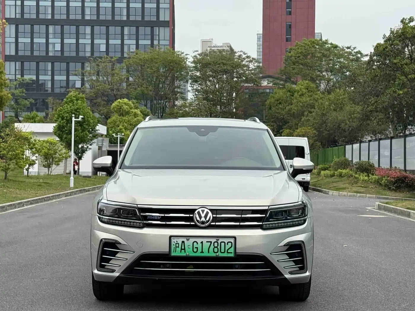 Volkswagen Tiguan L PHEV 2020 430PHEV Plug-in Hybrid Flagship Edition фото 2