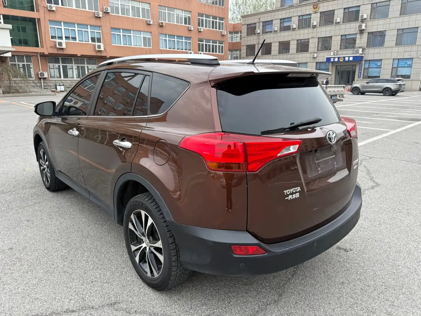 Toyota RAV4 Rongfang 2013 2.5L Auto 4WD Luxury фото 9