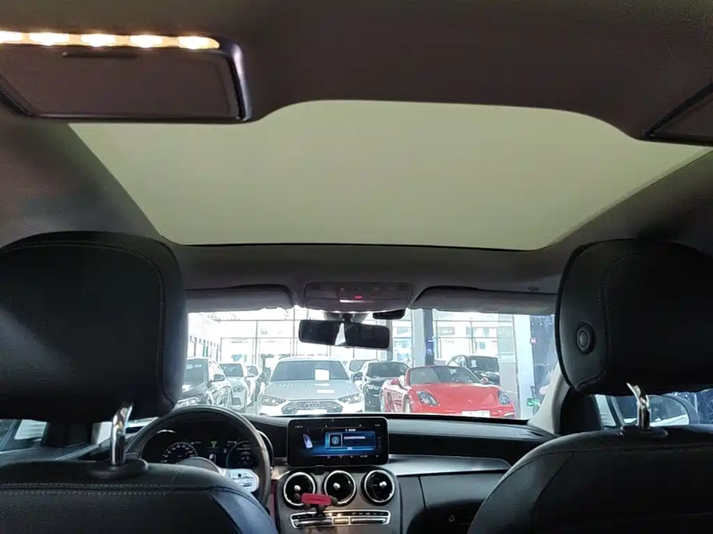 Mercedes-Benz C-Class 2020 C 260 L Sport фото 18