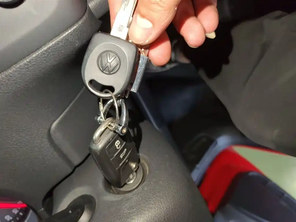 Volkswagen Polo 2016 1.6L Automatic Comfort фото 9
