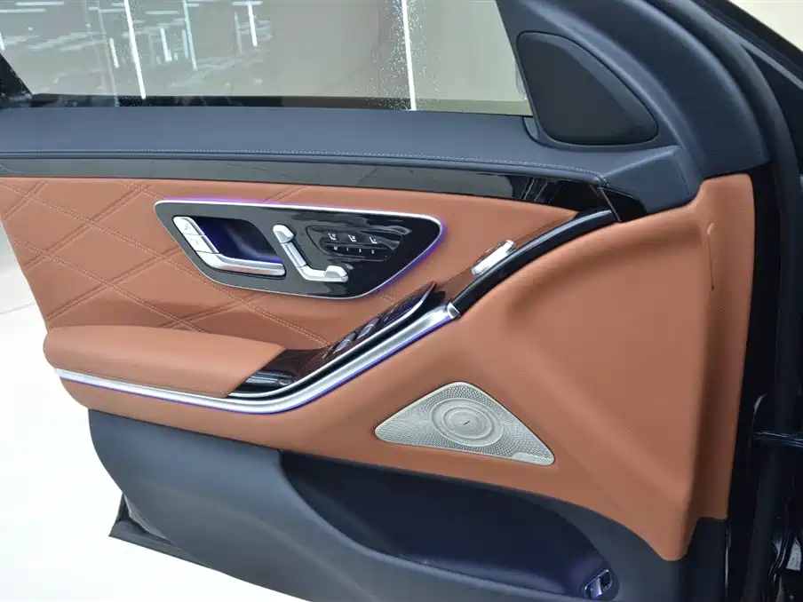 Mercedes-Benz Maybach S-Class 2025 Facelift S 480 4MATIC фото 6
