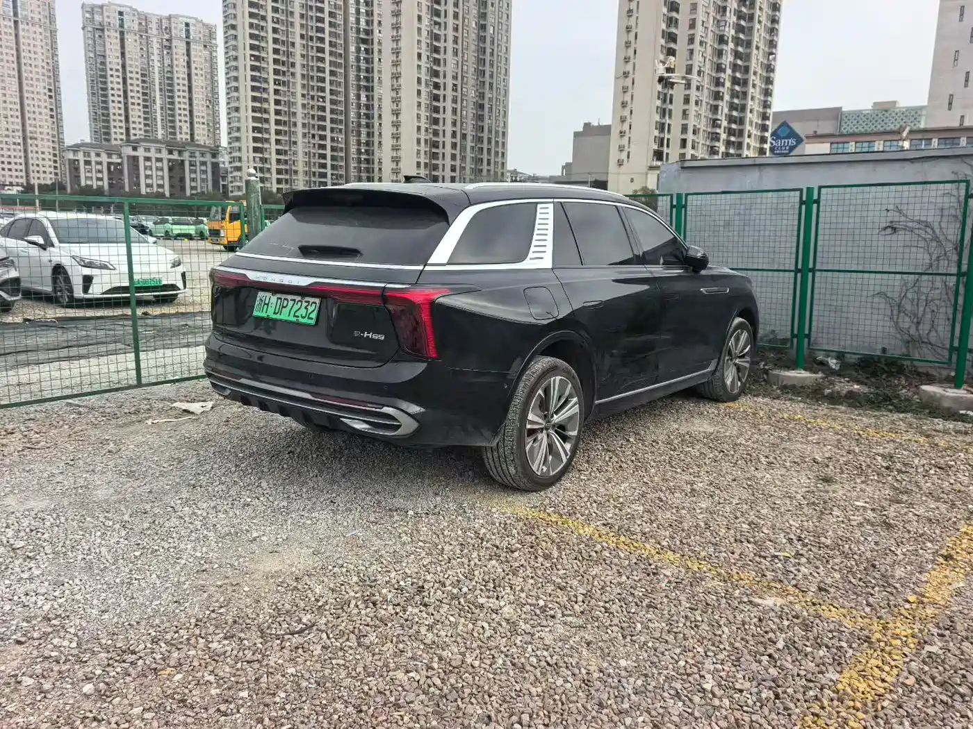 Hongqi HONGQI E HS9