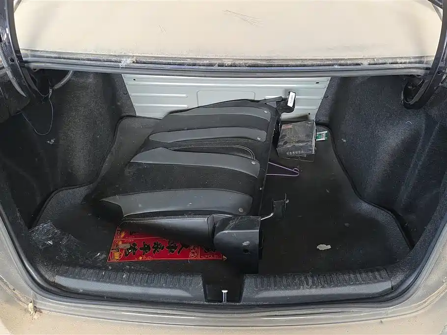Volkswagen Santana 2016 1.4L Manual Trend Edition фото 4