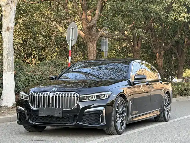 BMW 7 Series 2019 Facelift 740Li Exclusive M Sport Package