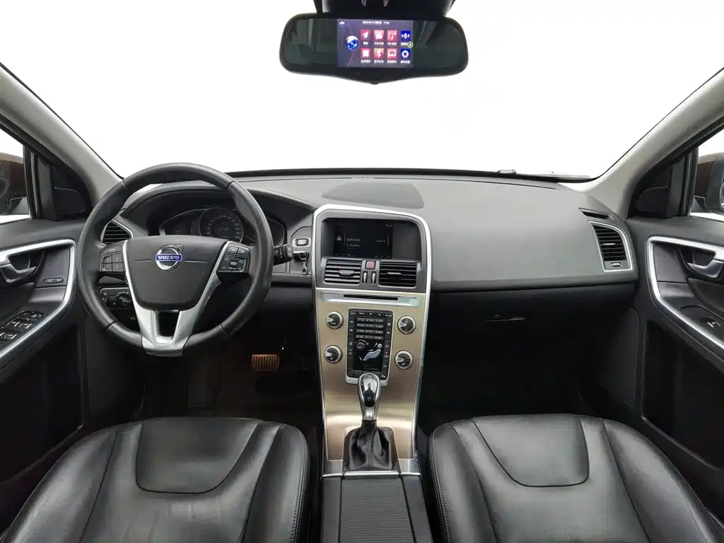 Photo 5 - Volvo XC60