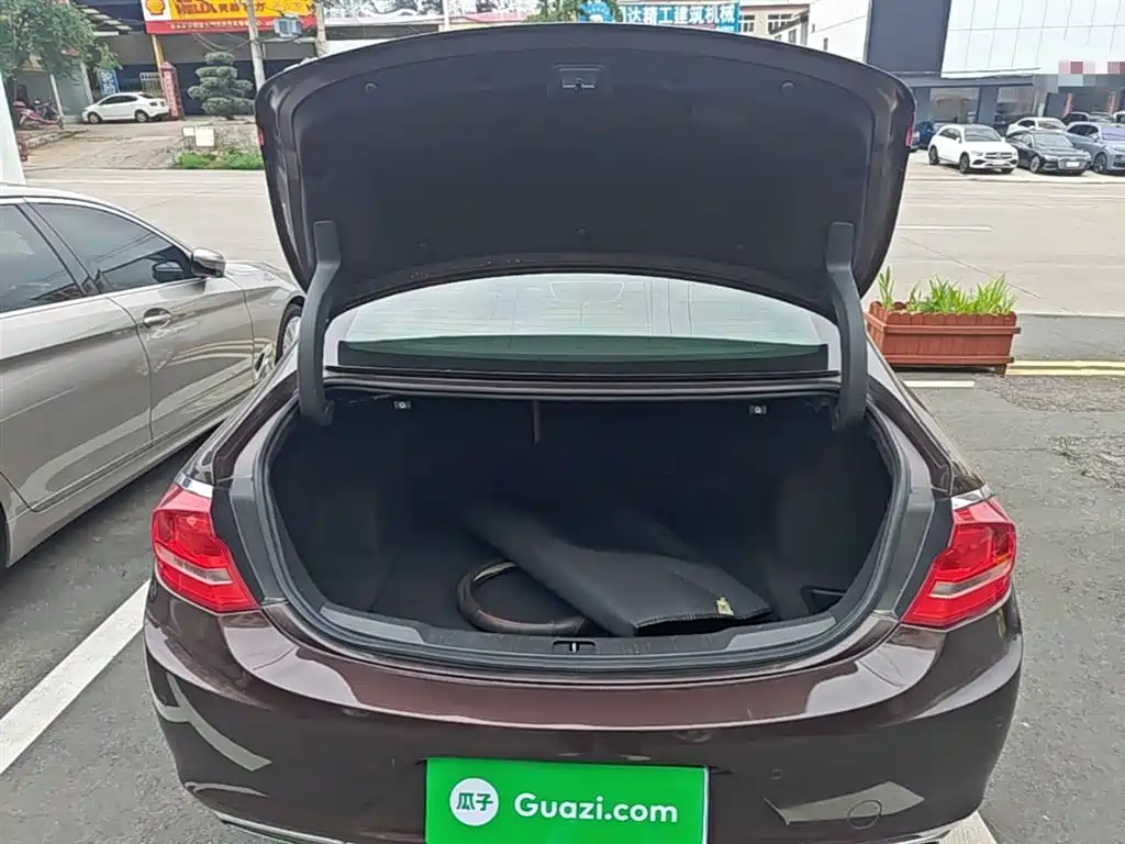 Buick LaCrosse 2018 Model 28T Elite Edition фото 15
