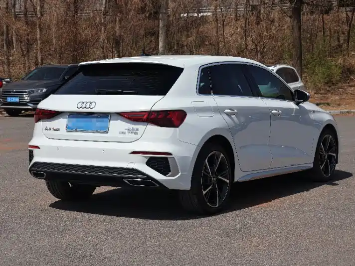 Audi A3 2022 Sportback 35 TFSI Style Sport фото 4