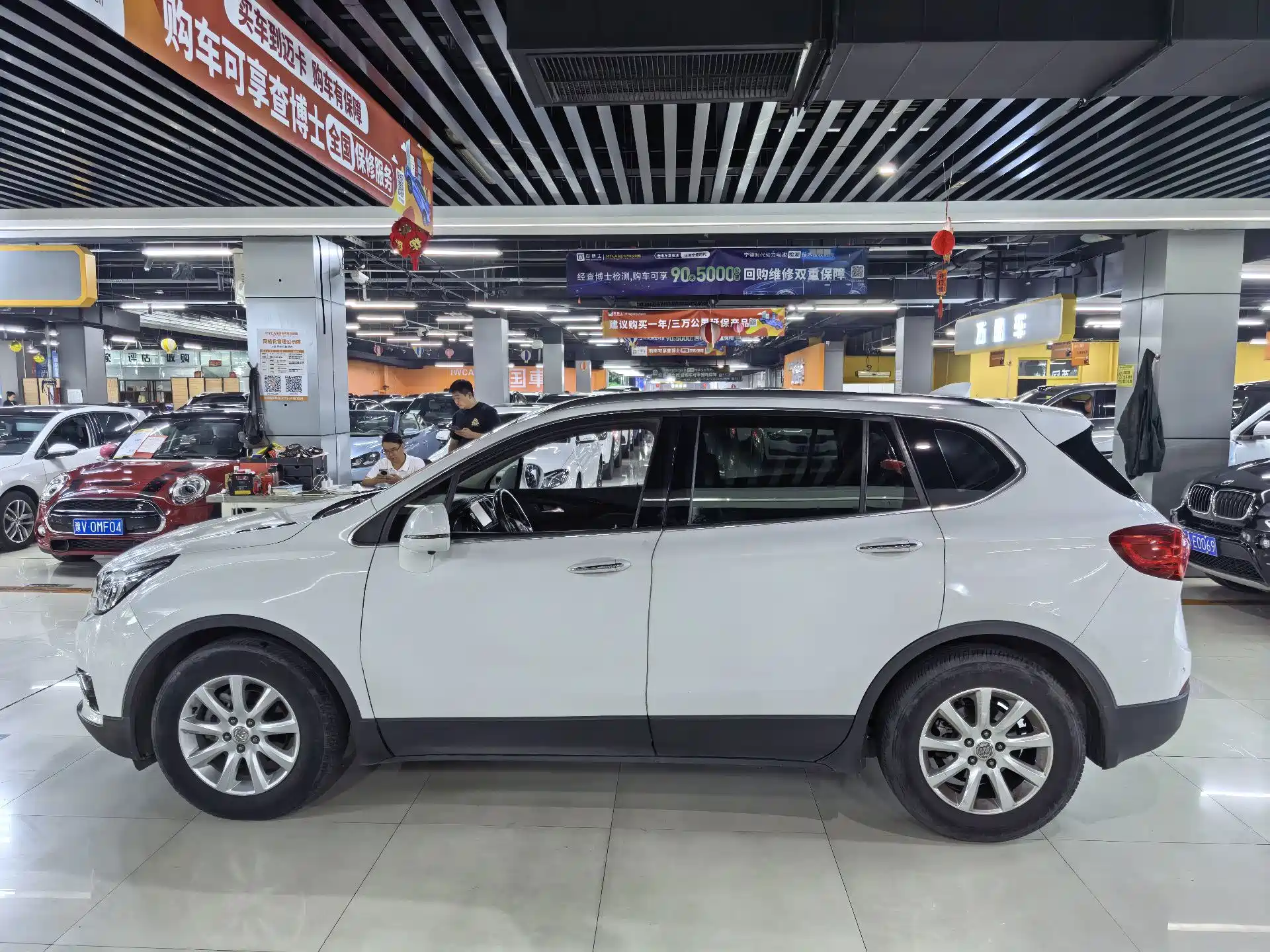 Photo 7 - Buick Envision Plus