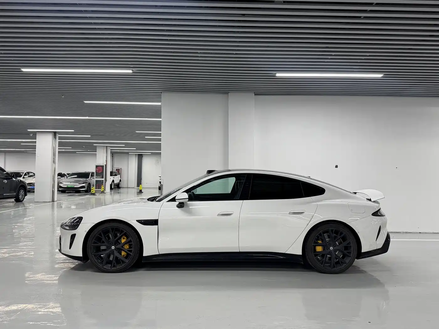 XIAOMI CAR XIAOMI SU7