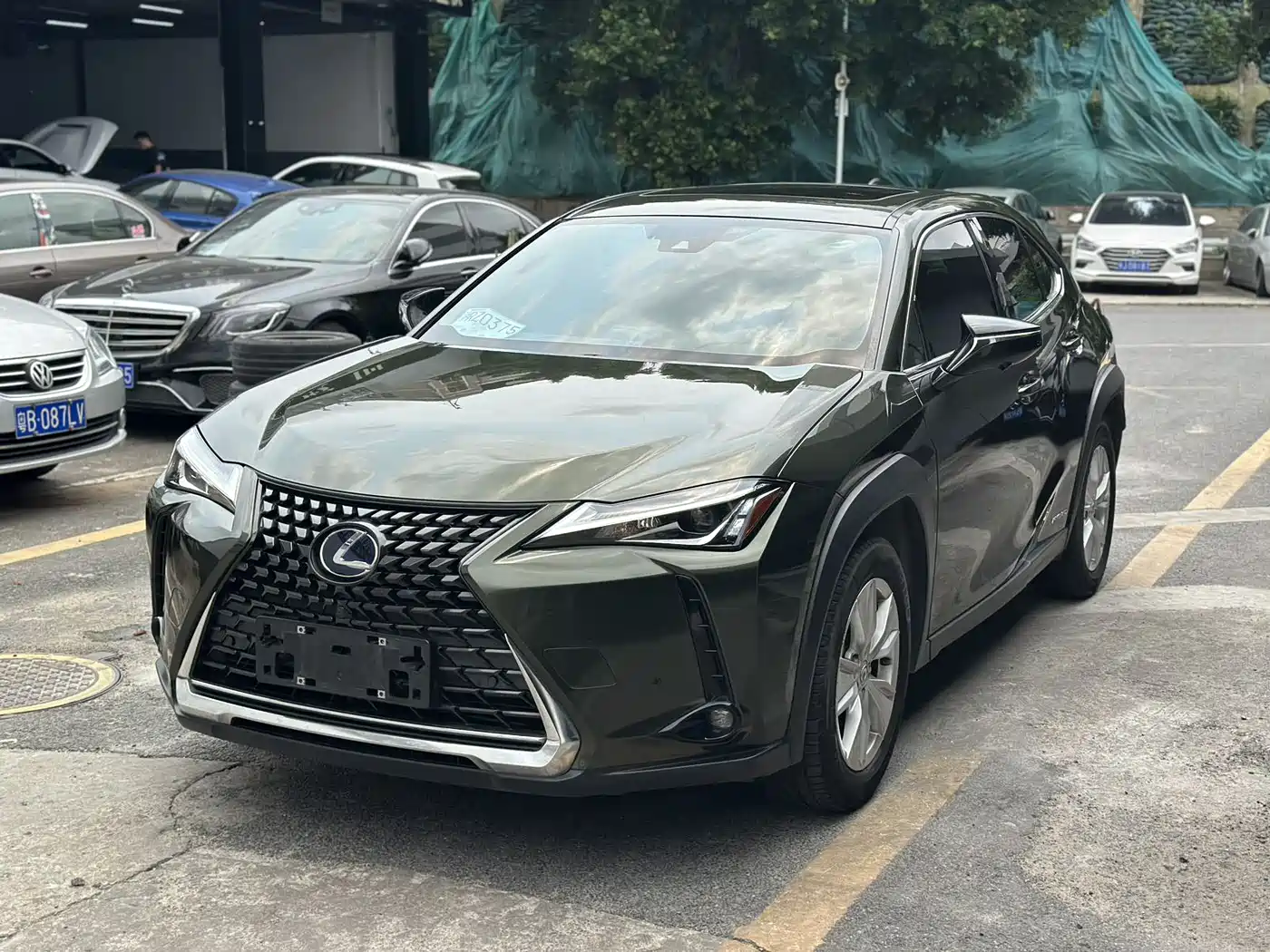 Lexus UX 2022 260h Fun Edition