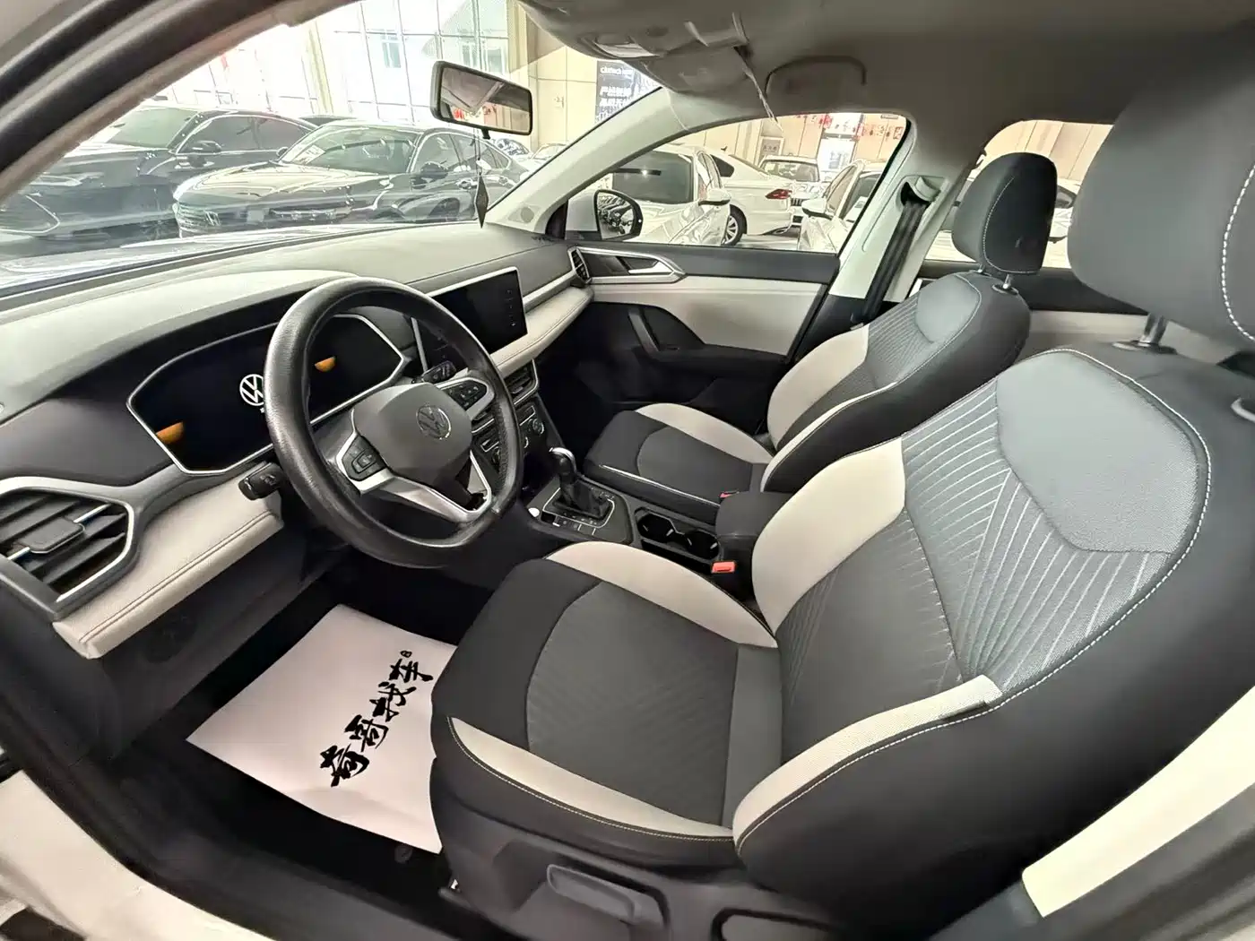 Volkswagen Tharu 2023 300TSI 2WD New Moon Edition фото 7