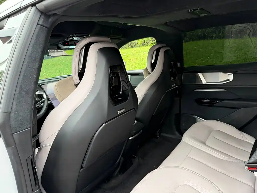 HiPhi Y 2023 2023 560km Elite Edition