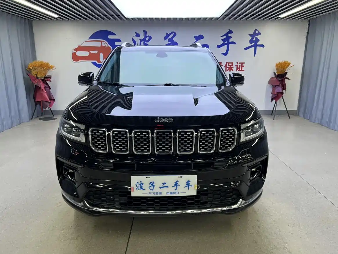 JEEP GRAND COMMANDER