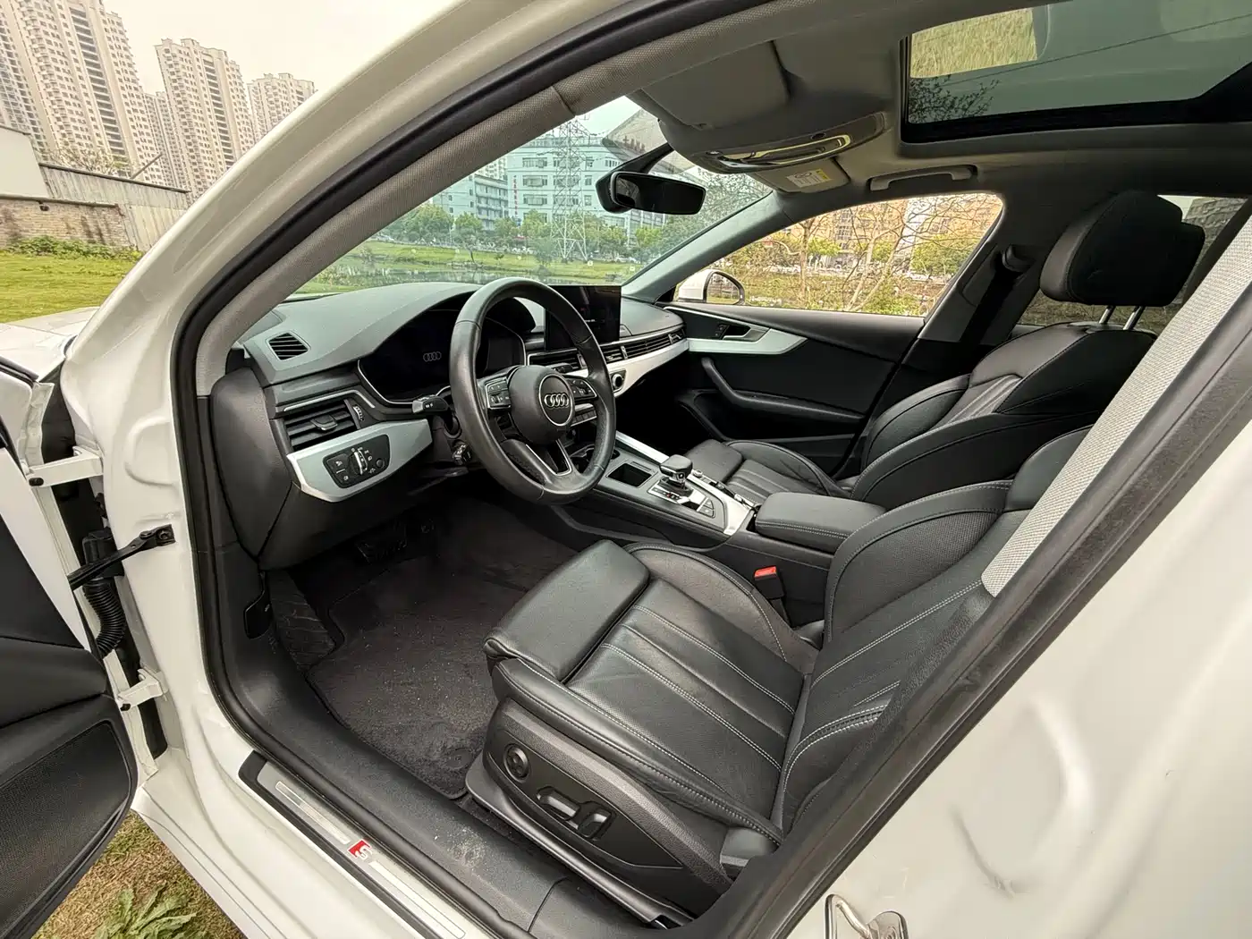 Audi A4L 2022 40 TFSI Luxury Dynamic фото 7