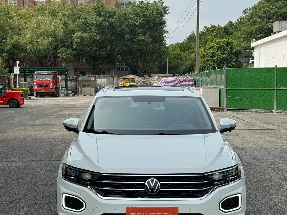 Volkswagen T-ROC 2022 280TSI DSG 2WD Comfort PLUS фото 2
